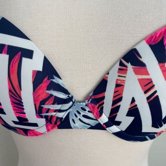 VICTORIAS SECRET PINK BRA 32C Padded Push Up Wear Everywhere Pink Spellout - Picture 2 of 9